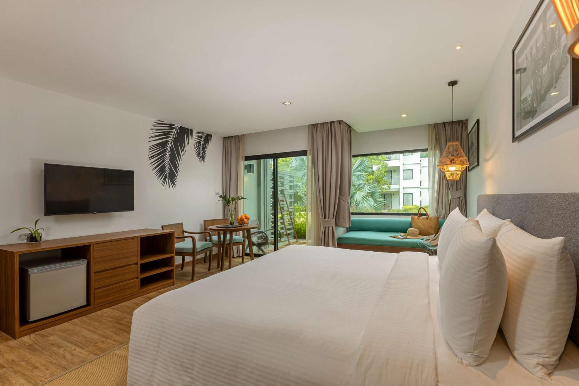 Outrigger Khao Lak Beach Resort - Sha Extra Plus Eksteriør bilde Deluxe Room