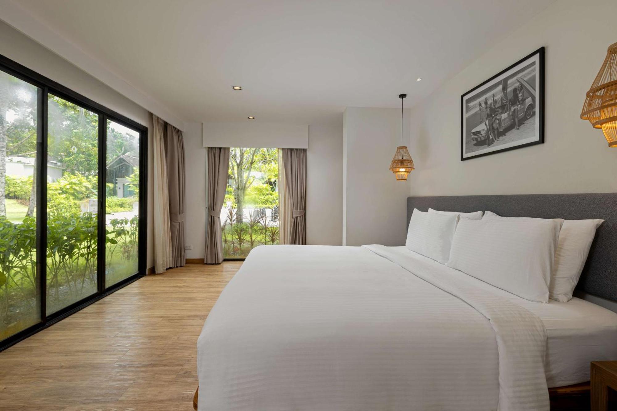 Outrigger Khao Lak Beach Resort - Sha Extra Plus Eksteriør bilde Deluxe Room